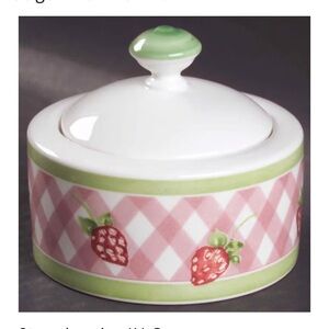 Strawberries 'N Cream Sugar Bowl & Lid